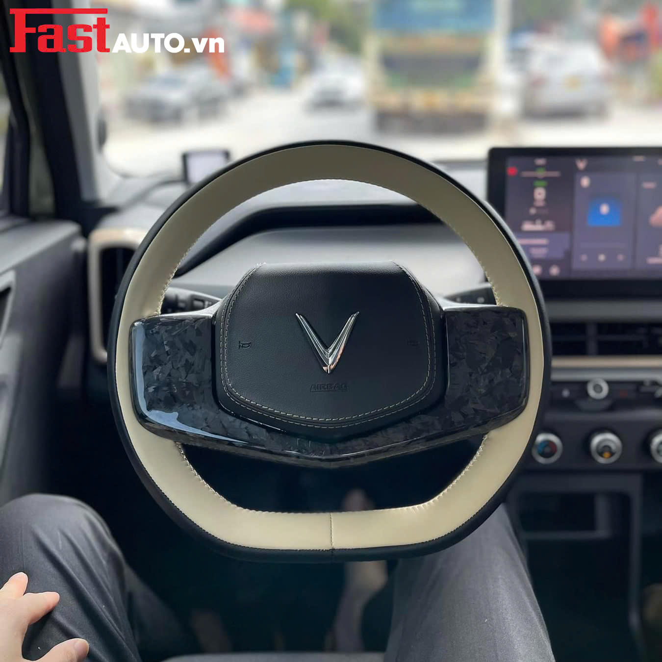 khâu vô lăng xe vinfast vf3 tại fastauto