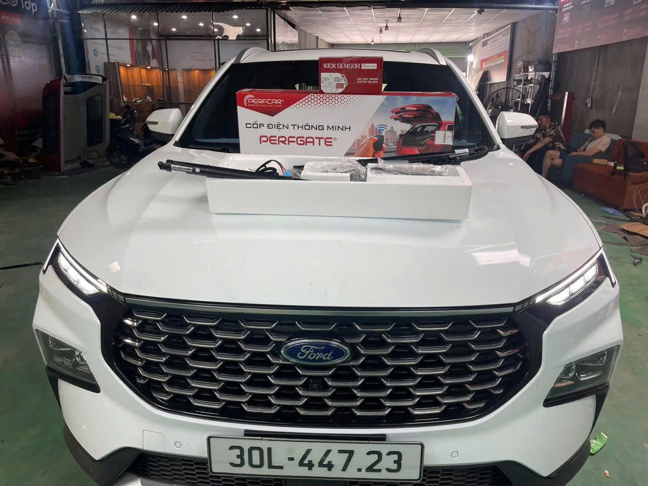 Nâng Cấp Cốp Điện Cho Ford Territory