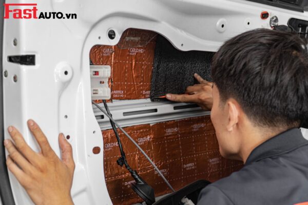 Nâng Cấp Cách Âm Chuyên Sâu Cho KIA CARNIVAL 15 486471396 1132932692176854 6805494803787806789 n