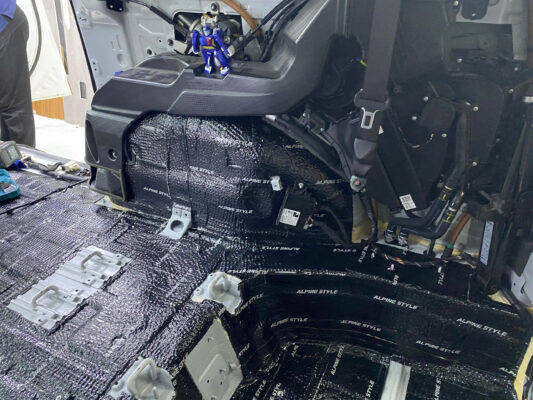 Nâng Cấp Cách Âm Toàn Diện Cho Kia Carnival 23 z7359597362004 756c81fa893b4c5af2a0b7750b9c6517