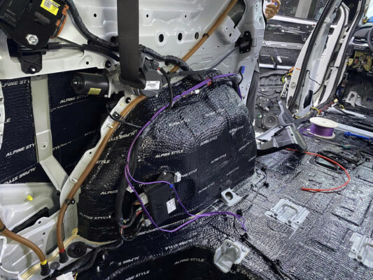 Nâng Cấp Cách Âm Toàn Diện Cho Kia Carnival 24 z7359597373868 0e1ea7b70dbb6613fb5a1166bdfff76a