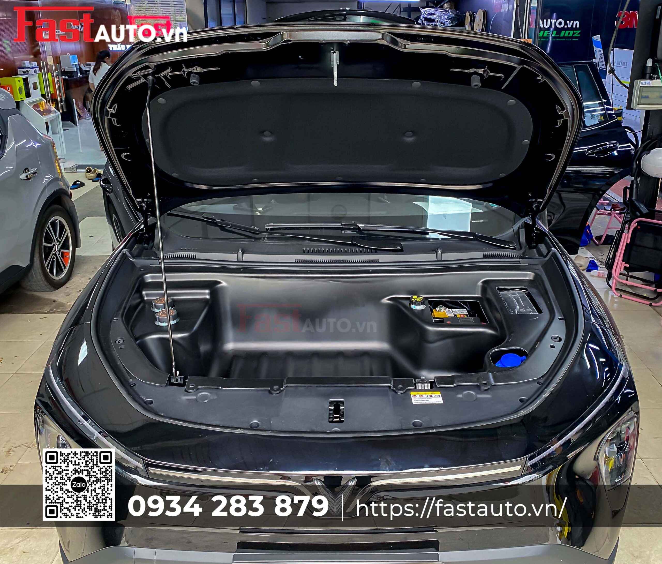 Độ Cốp Trước (Frunk) Cho VinFast Limo Green