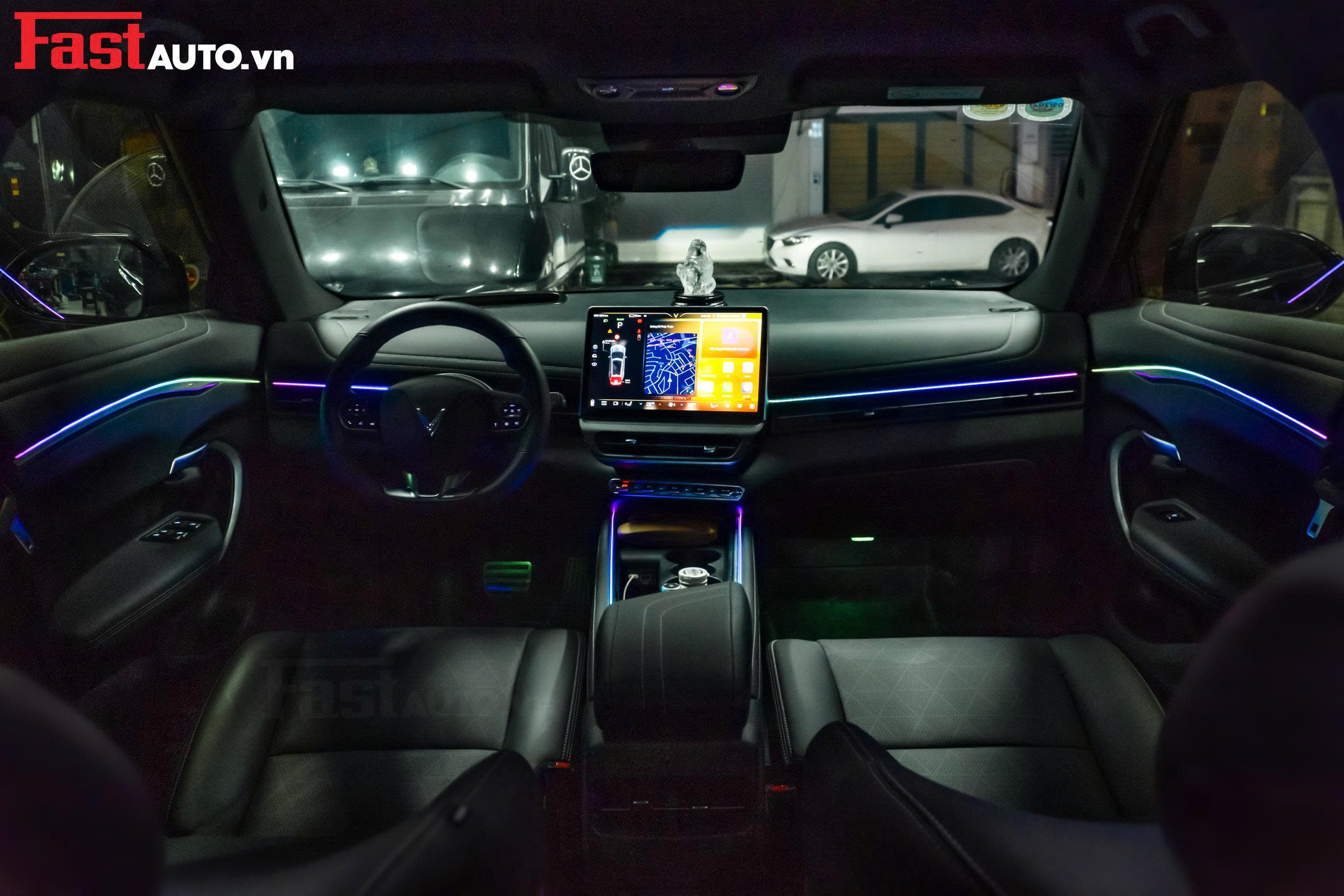 Nâng Cấp Đèn LED Nội Thất VinFast VF7