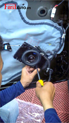 Nâng Cấp Loa Alpine Cho VinFast Limo Green 6 z7086430167408 ac4a69681102a692eb3dce42cbb5aaec