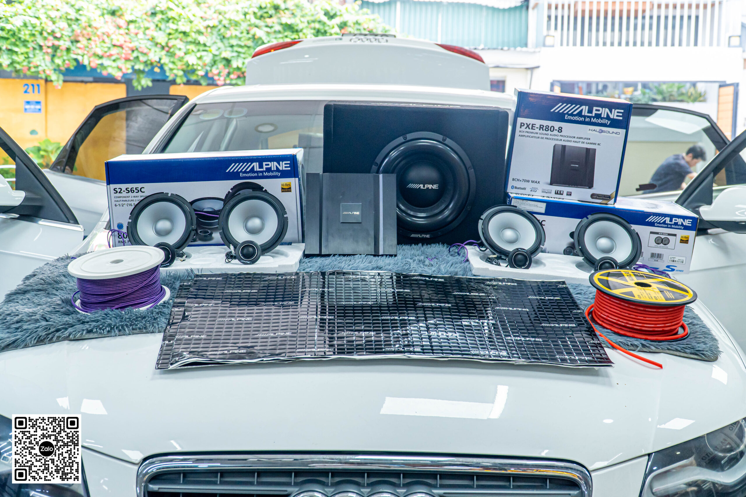 NÂNG CẤP COMBO LOA ALPINE CHO AUDI