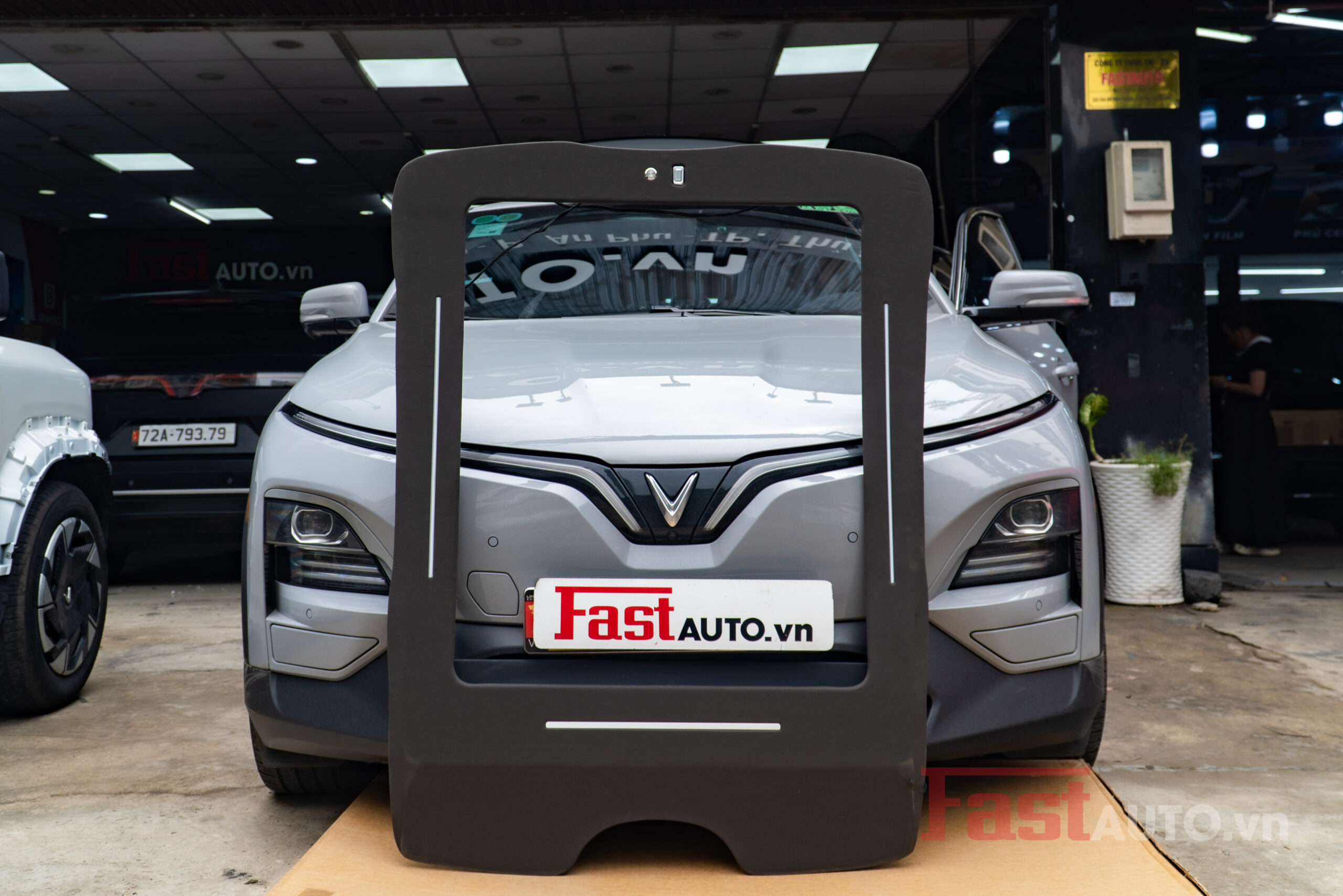 Nâng Cấp Rèm Trần Điện Xe VinFast VF6
