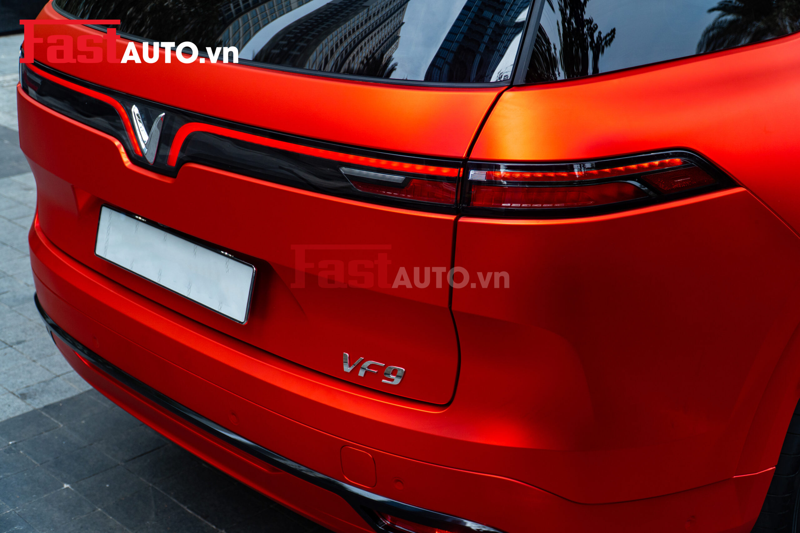 Alternative view of Dán Decal Nhám Cho VinFast VF9 