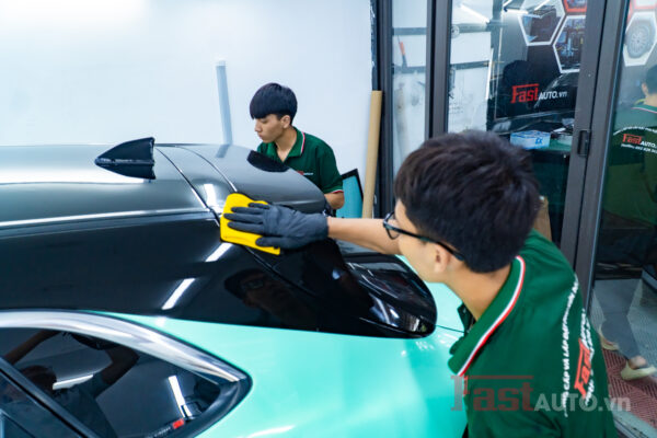 Phủ Ceramic Cho VinFast VF8 Tại Fastauto 16 DSC01541