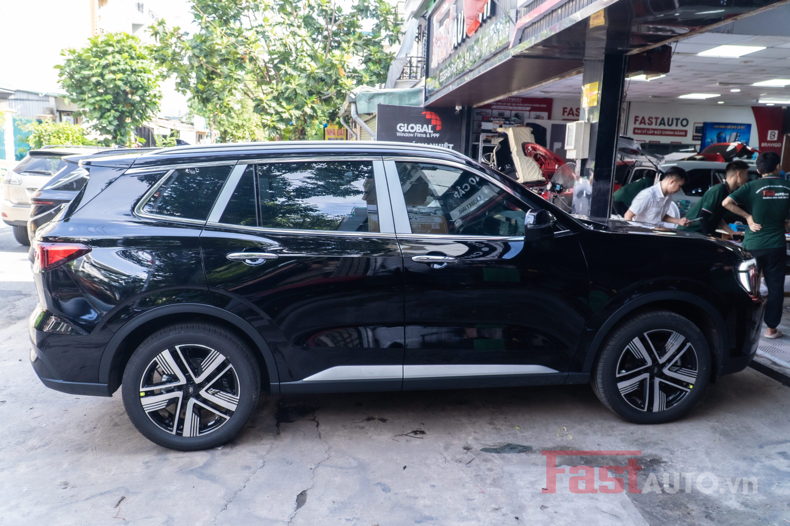 Dán Phim Cách Nhiệt Cho Ford Territory Tại Fastauto
