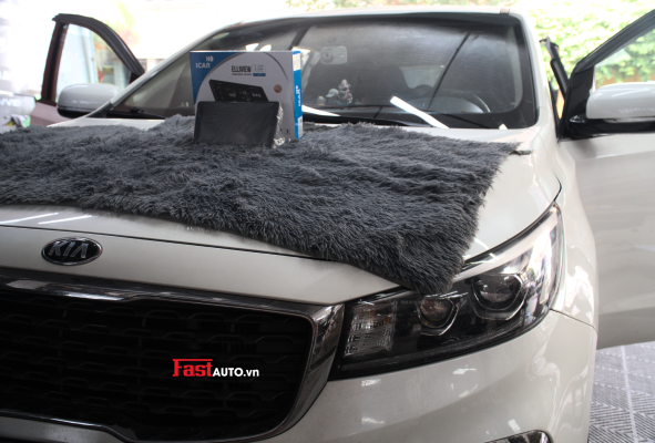 Lắp Đặt Màn Hình ICAR Cho Kia Sedona 8 ICAR 2