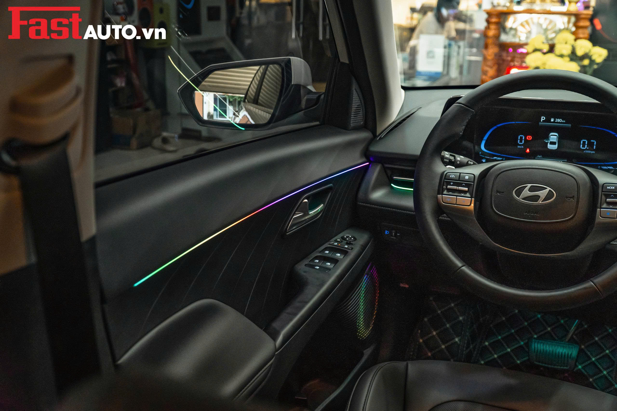 Alternative view of Nâng cấp LED Nội Thất Cho Hyundai Accent Tại Fastauto